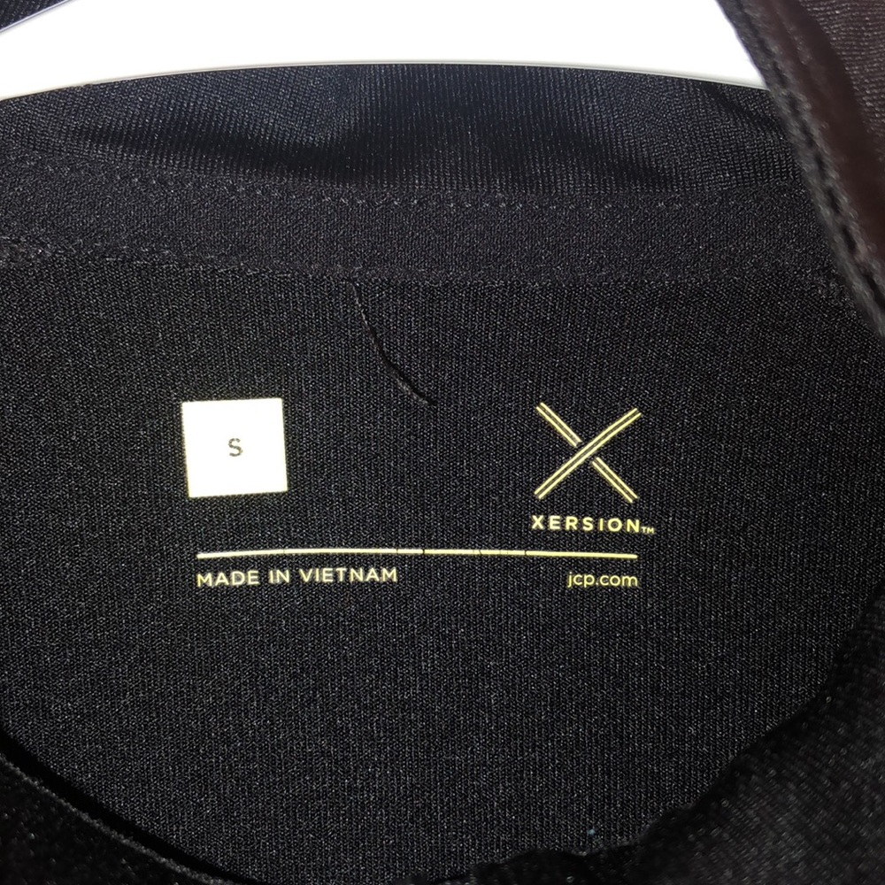 Xersion Half Zip Athletic Pull Over - image 6